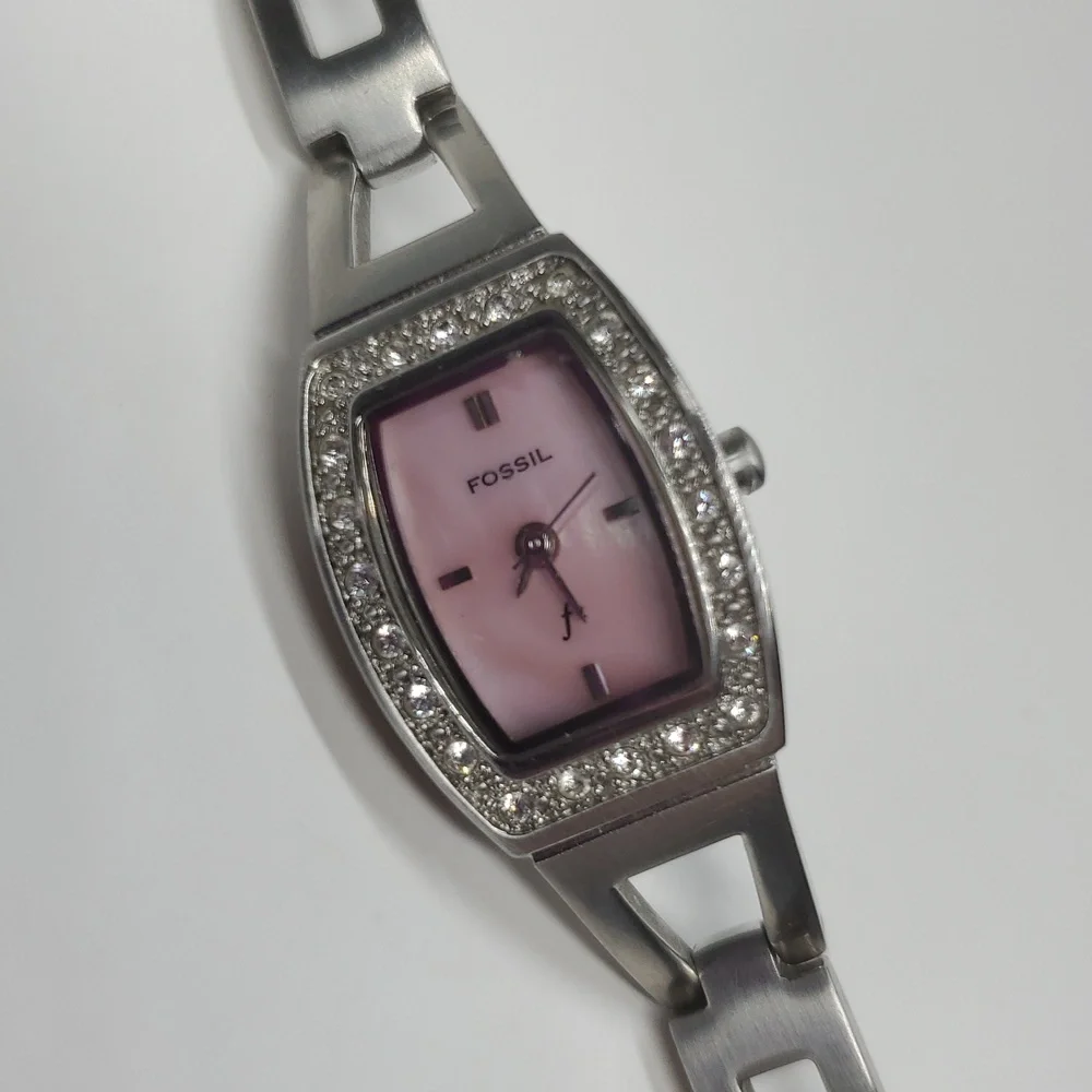 Vintage Fossil F² Watch ES9722 Pink Mother Of Pearl Silver Band Watch